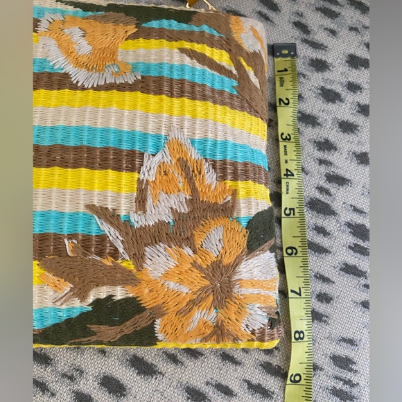 Sam Edelman nwot embroidered straw clutch - Picture 3 of 5